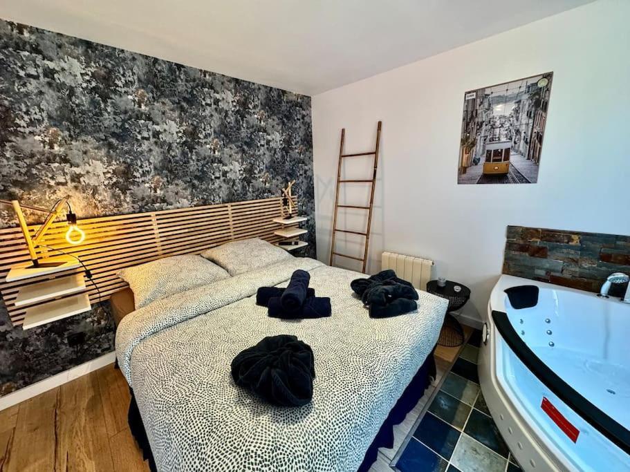 Sauna & Balneo Au Coeur De Rouen Exteriör bild